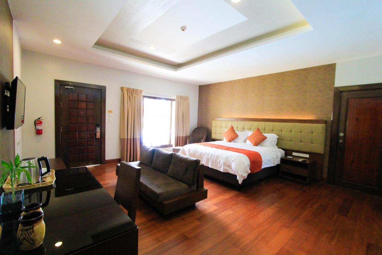 Coron Soleil Garden Resort Екстер'єр фото