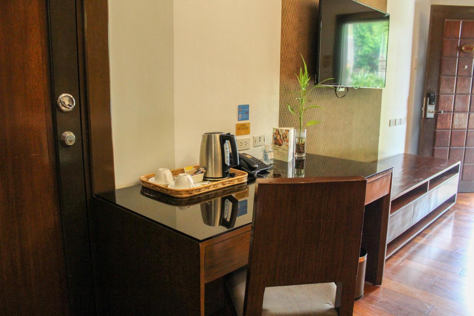 Coron Soleil Garden Resort Екстер'єр фото